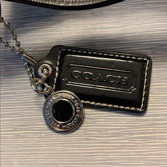 Coach 2009 signature logo stripe swing pack bag - Picture 2 of 6